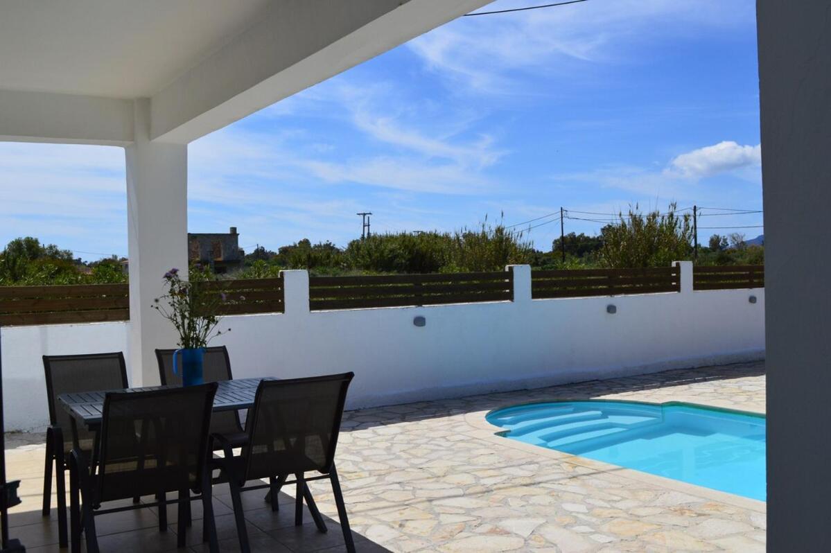 Villa Arcadia Agrilia Buitenkant foto